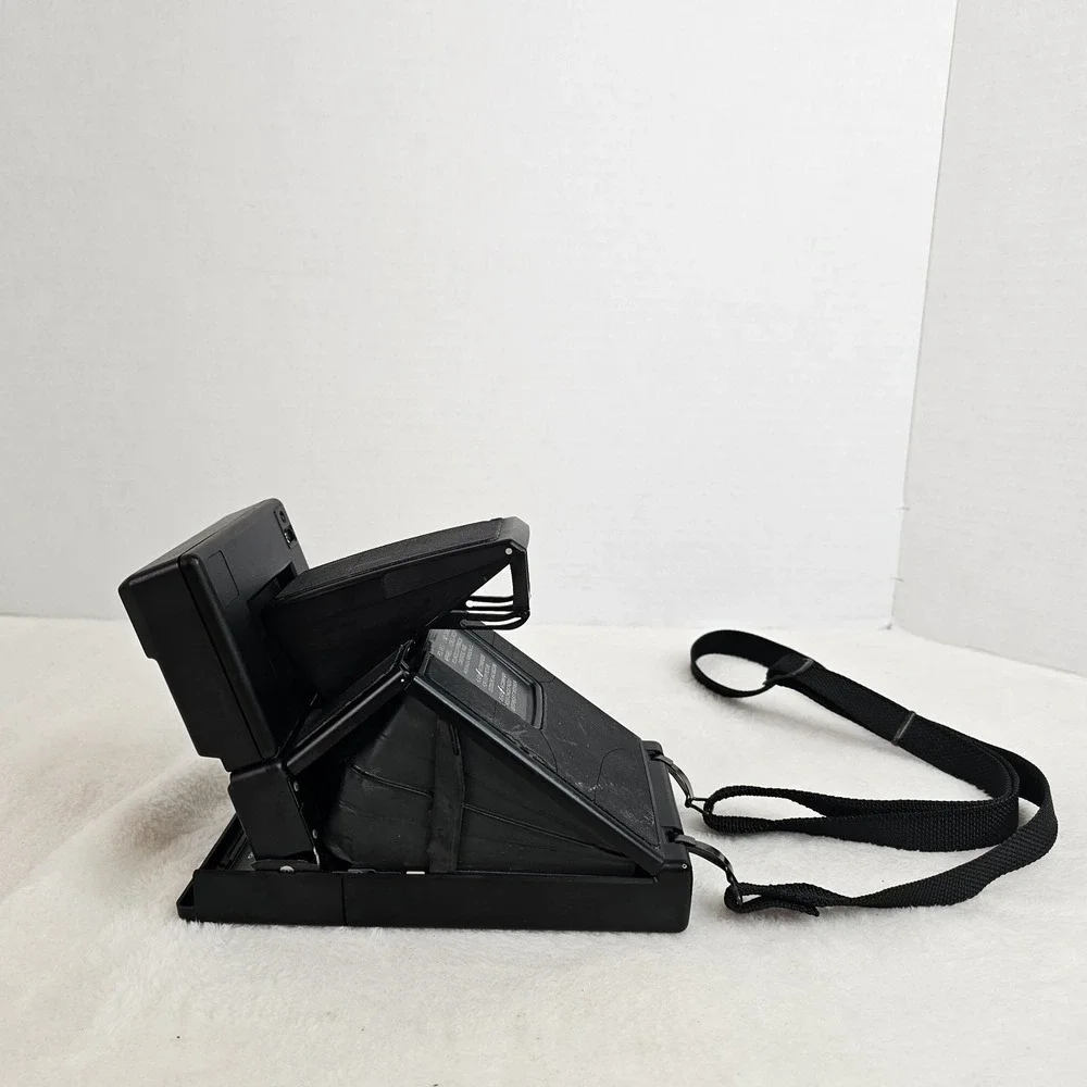 Vintage Polaroid SLR 680 Instant Film Camera Autofocus Folding Camera Tested